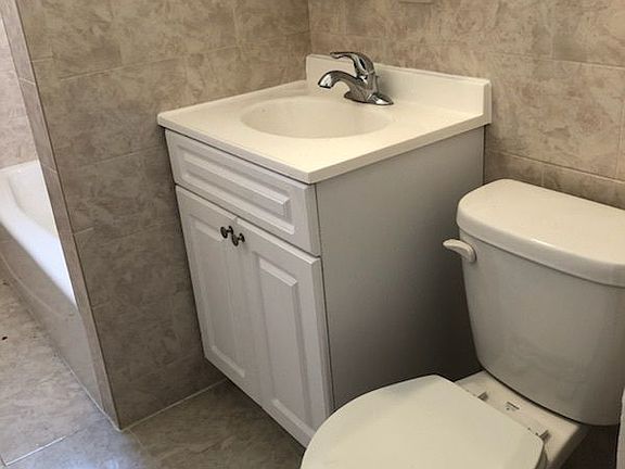 3rd image of 3240 46th St #3B