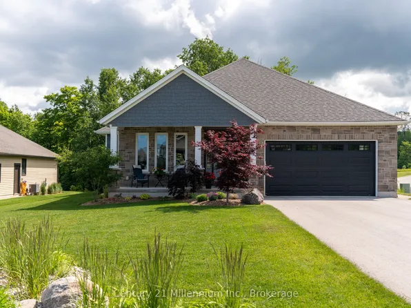 401 Algoma Cres, Georgian Bluffs, ON N0H 1S0