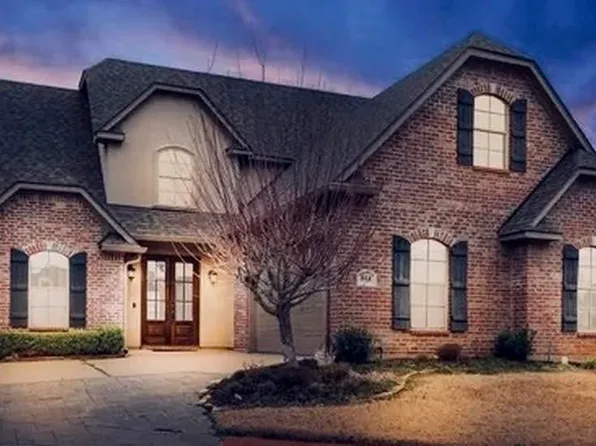 814 Dumaine Dr, Bossier City, LA 71111