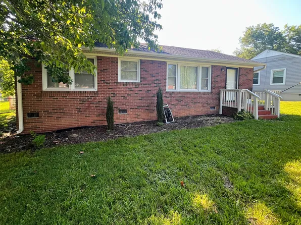 916 Summer Dr, Gastonia, NC 28052