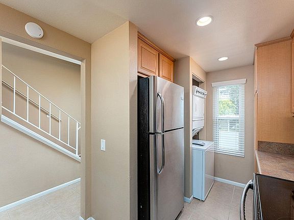 4th image of 118 Birchwood Ln
