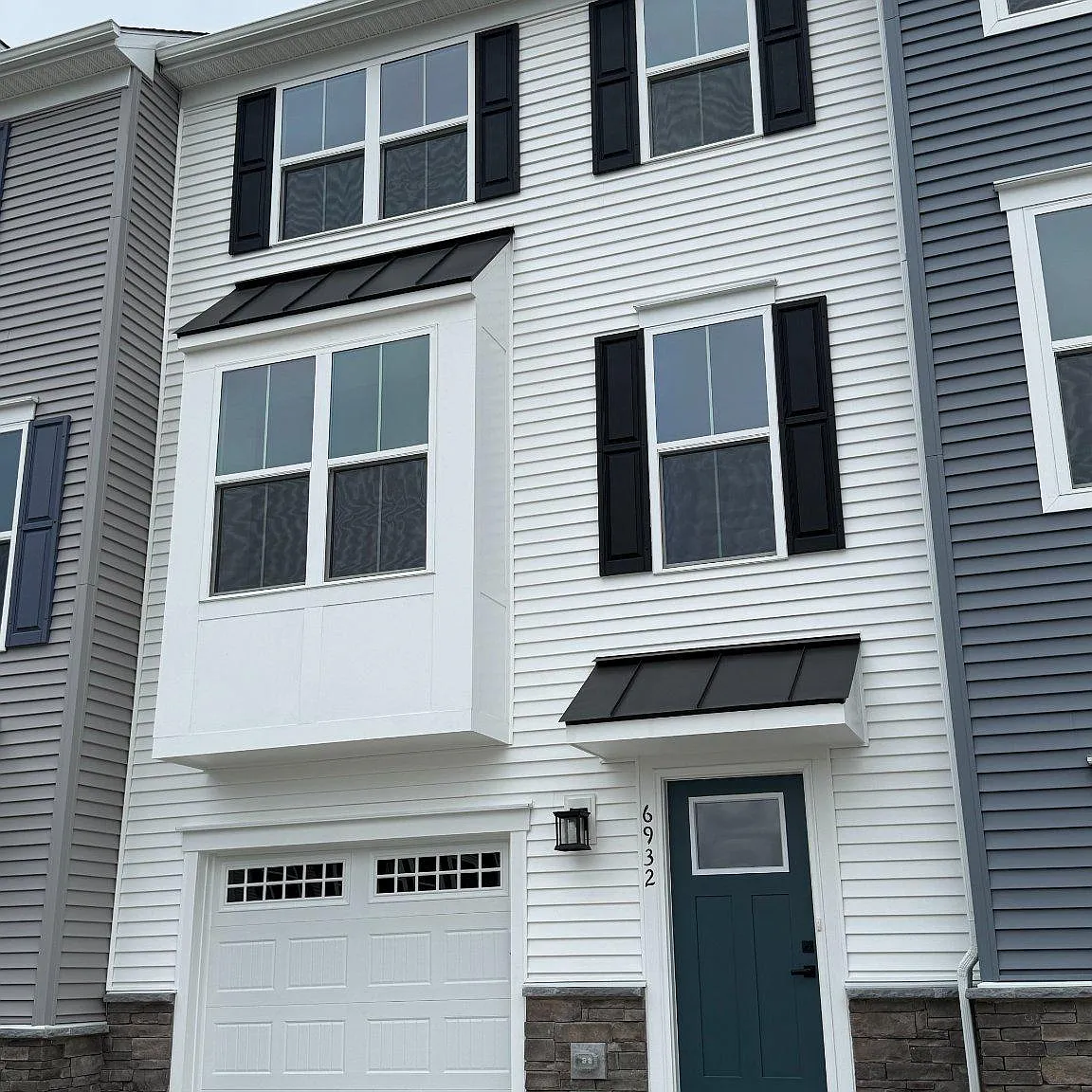 4 bed, 3.5 bath, 2129 sqft, $2,700 — Photo 1