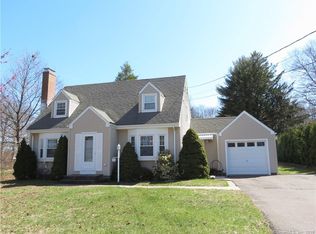 36 Maple Hill Ave, Newington, CT 06111