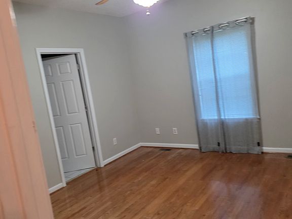 4th image of 4103 Hard Scrabble Rd