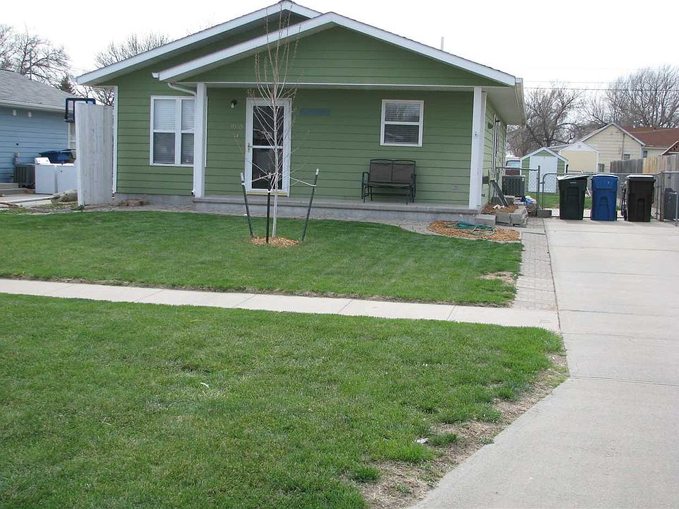 1st image of 1010 E Ave