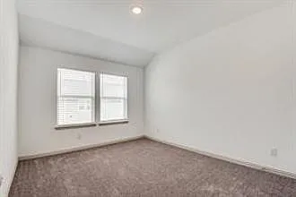 12912 Leopold Trl — Photo 7