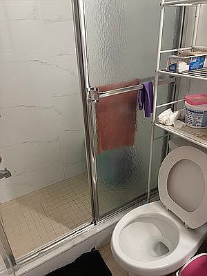 2nd image of 5448 82nd St Floor 1