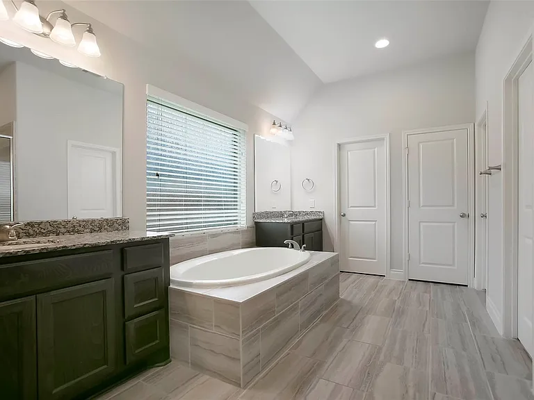 28203 Checker Bend Ln — Photo 20