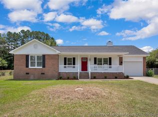 118 Sprucepine Dr, Raeford, NC 28376