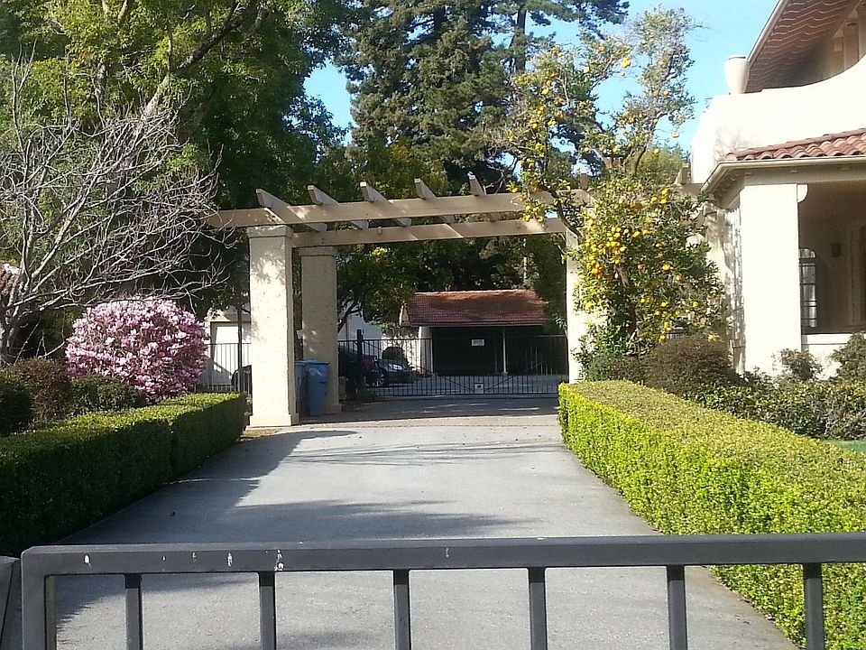 Double Gates