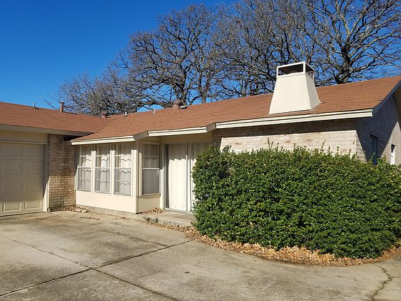 3rd image of 3004 White Oak Ln