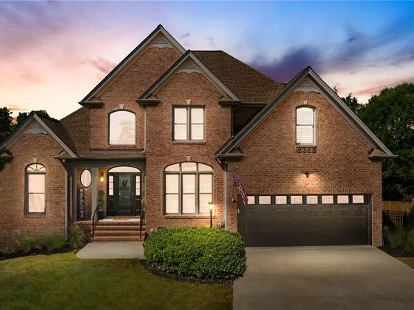 1405 Victoria Ct, Elon, NC 27244