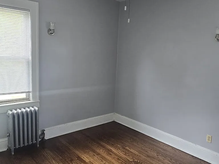 305-307 N 3rd Ave #2 — Photo 3