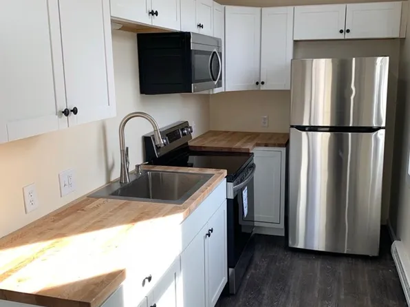 35 Main St, 35 Main St #2, West Stockbridge, MA 01266