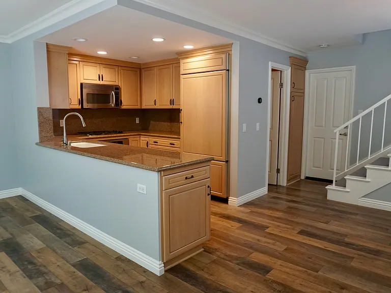 3221 Clay St — Photo 5