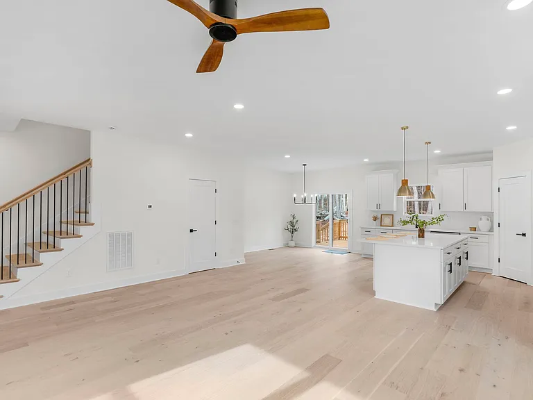 4924 Parkwood School Rd — Photo 5