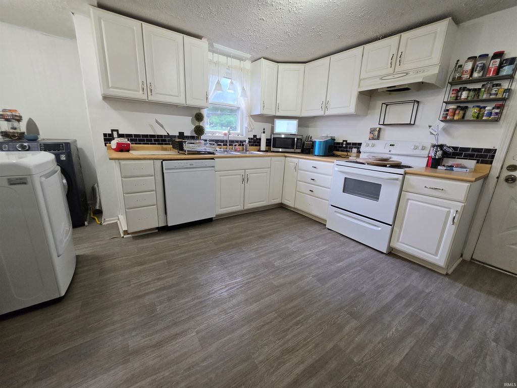1812 N Leeds St, Kokomo, IN - View 5