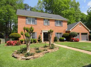 1444 Northlake Dr, Jackson, MS 39211