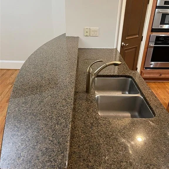 384 16th St NW #3 — Photo 18