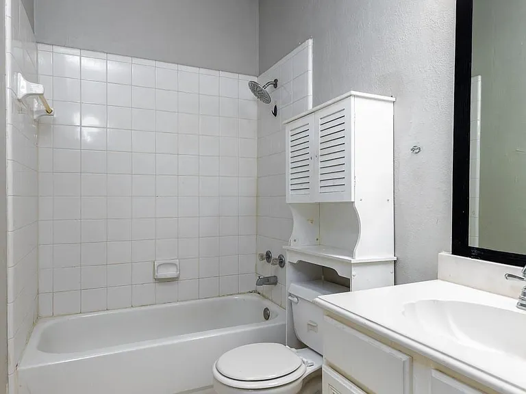 3103 Lauren Ln — Photo 28