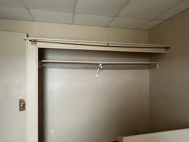 733 Locust St — Photo 10