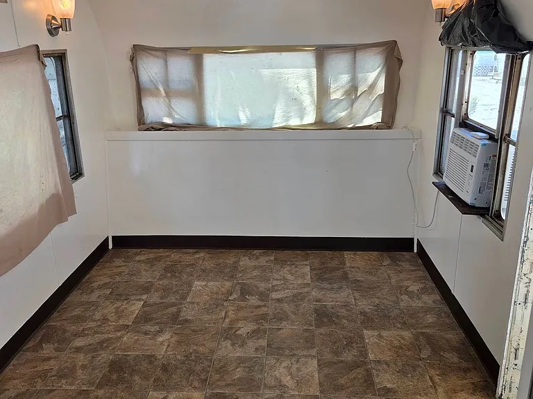 515 E Saint Andrew Pl #A — Photo 4
