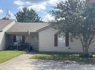 612 Ravencrest Dr, Maryville, TN 37801