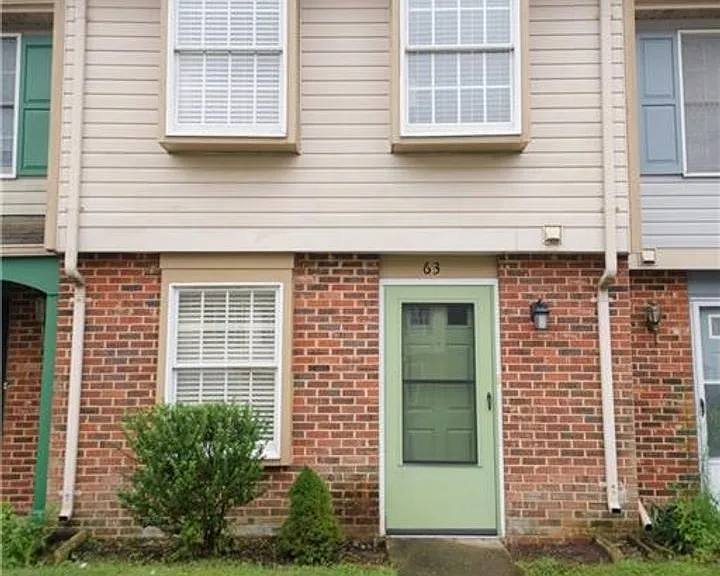 63 Lucinda Ct — Photo 1