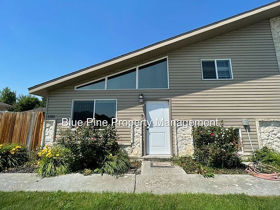 2nd image of 1201 N Skyline Dr APT 3