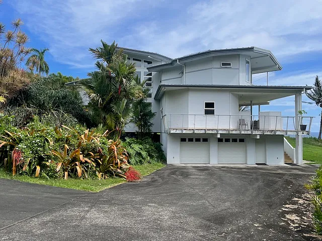 Hawaii Belt Rd, Hakalau — Photo 4