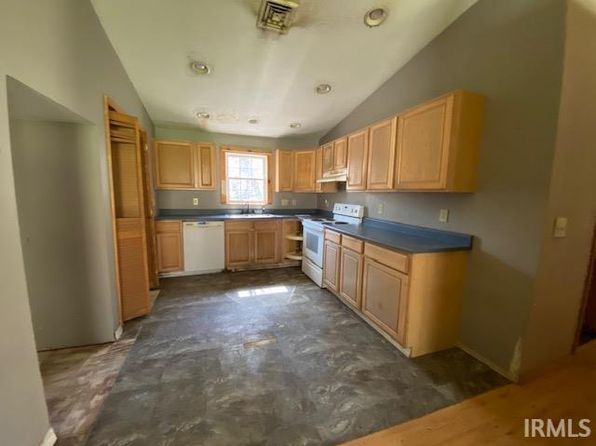 7285 Locust Rd, Tell City, IN 47586