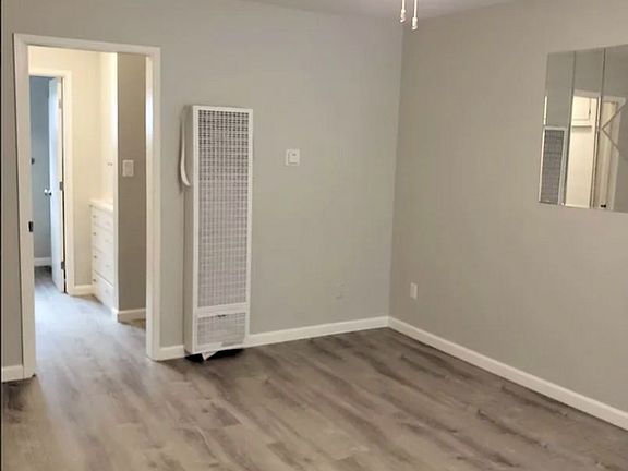 5th image of 441 Orange Ave APT 4
