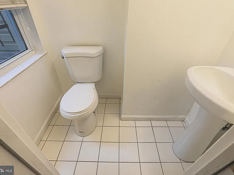 127 N Patterson Park Ave #1 — Photo 21