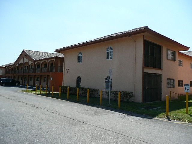 2nd image of 8851 NW 119th St Unit 1117