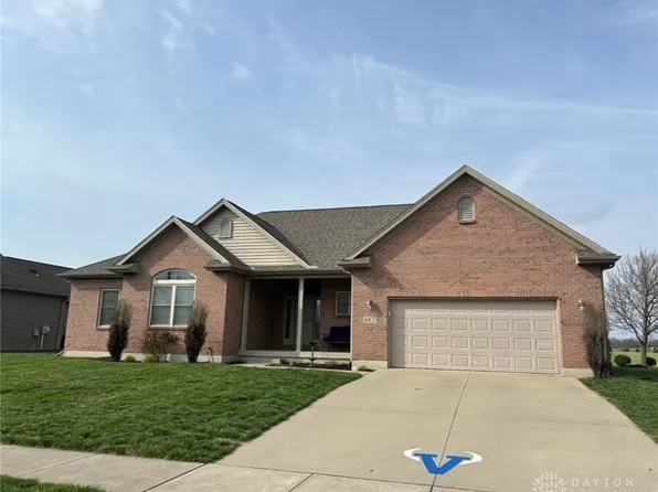 687 Loxley Ln, Troy, OH 45373