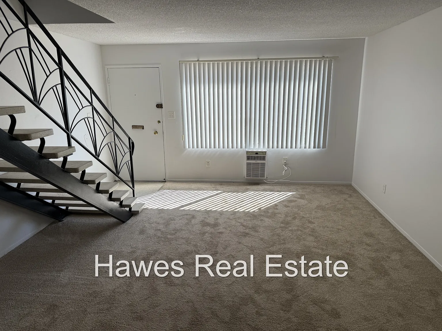2 bed, 1.5 bath, 1100 sqft, $2,150 — Photo 2