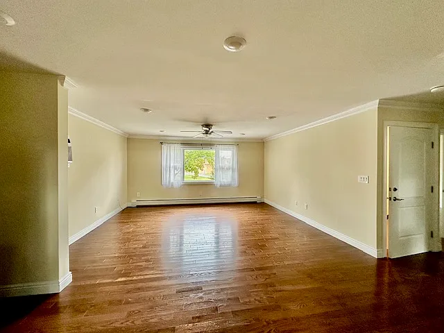 2 bed, $2,600 — Photo 4