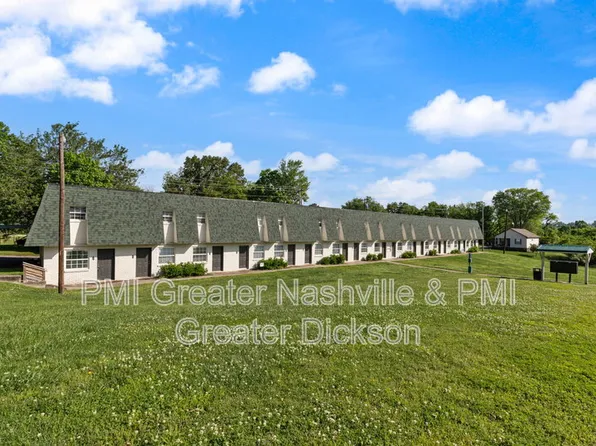 300 Spring St APT 8, Dickson, TN 37055