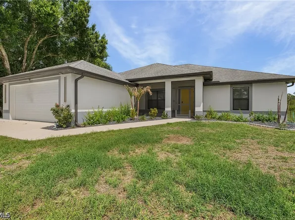 1012 Calvin Ave, Lehigh Acres, FL 33972