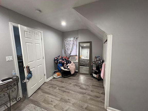 other side of master-bedroom
