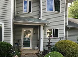 3378 White Oak Ct #E6, Claremont, NC 28610