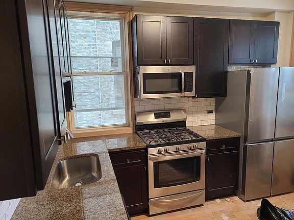 2nd image of 2831 W Fullerton Ave APT 1