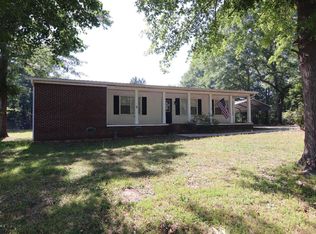 8867 Front St, Lauderdale, MS 39335
