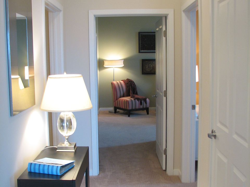 2nd image of 331 Justison St APT 605
