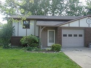 1st image of 1609 N Lakewood Dr