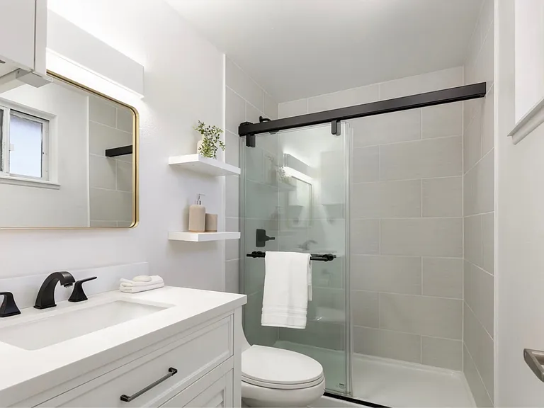 6909 Harvest Rd — Photo 12