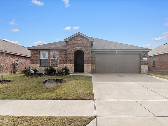 2nd image of 2928 Roper St