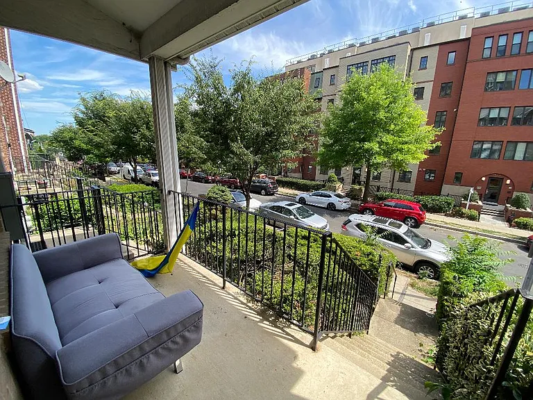 1327 Belmont St NW — Photo 27