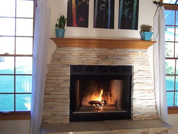 3rd image of 3715 Algonquin Blvd
