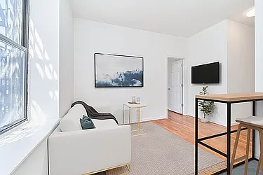 Rented by Living New York